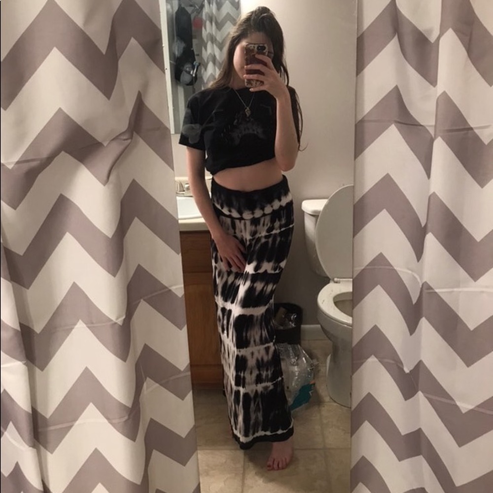Maxi Skirt - Tie Dye - Black & White